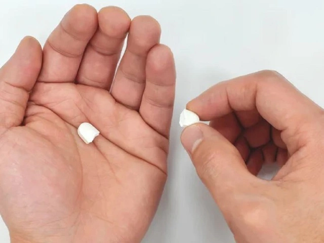 bẻ đôi thuốc khi uống